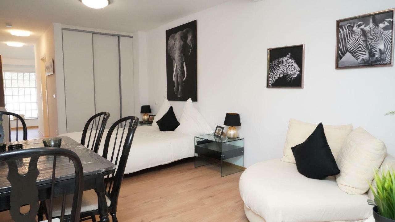 Apartment 900M To Exhibition Дюссельдорф Екстер'єр фото